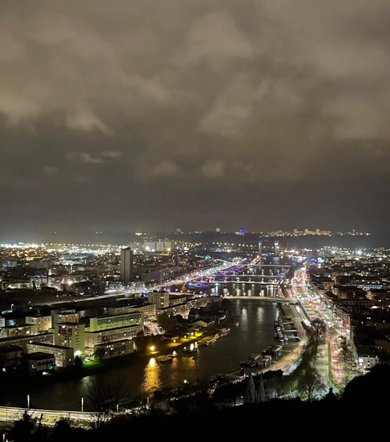 T3 Flat Moderne Sur 2 Etages Metro Parking Free Entrance Autonome Daire Rouen Dış mekan fotoğraf